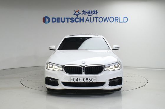 BMW 5-Series 520d M Sport Package Plus — пробег 132 286 км — фото 3 из 5