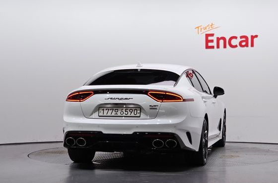 Kia Stinger 3.3 Turbo AWD GT — пробег 128 800 км — фото 4 из 5