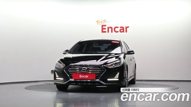 Hyundai Sonata 2.0 Smart — пробег 171 115 км — фото 3 из 5