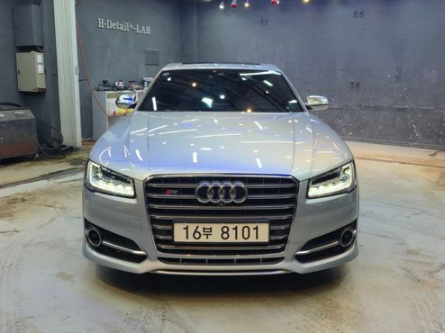 Audi S8 4.0 TFSI quattro D4 — пробег 215 000 км — фото 1 из 5