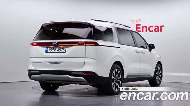 Kia Carnival 9-Seater Prestige — пробег 51 437 км — фото 2 из 5