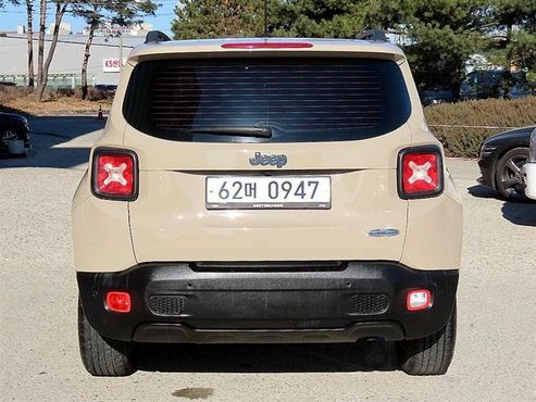 Jeep Renegade 2.4 Longitude — пробег 62 137 км — фото 4 из 5