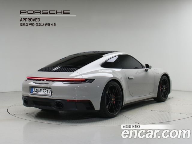 Porsche 911 Carrera 4 GTS — пробег 7 450 км — фото 2 из 5