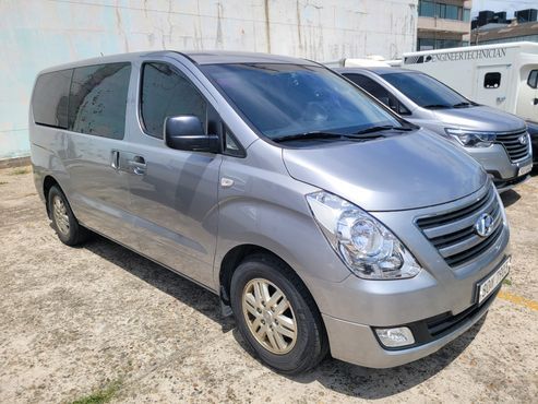 Hyundai Starex 3-Seater VAN CVX Luxury — пробег 222 064 км — фото 3 из 5
