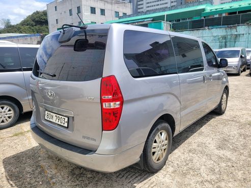Hyundai Starex 3-Seater VAN CVX Luxury — пробег 222 064 км — фото 4 из 5