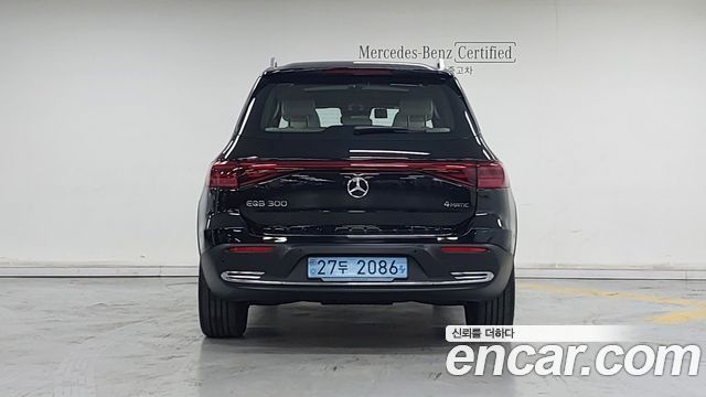 Mercedes-Benz EQB EQB300 4MATIC — пробег 1 358 км — фото 4 из 5