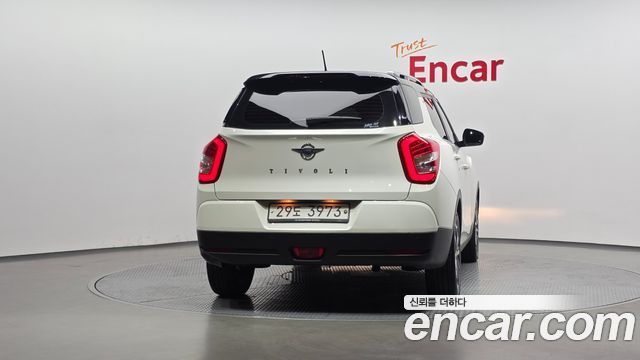 Ssangyong TIBOLI из Кореи Encar