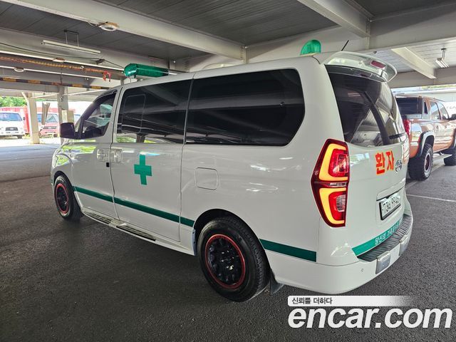 Hyundai Starex Ambulance — пробег 23 000 км — фото 4 из 5