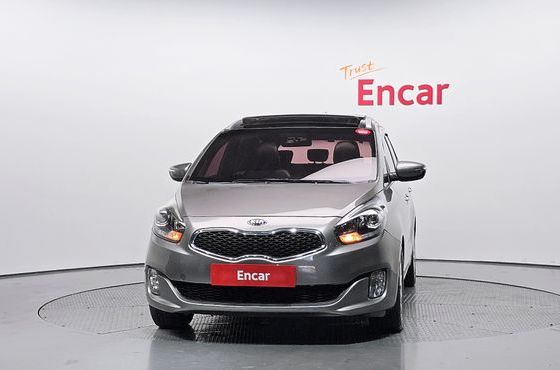 Kia Carens 2.0 LPi Prestige — пробег 130 982 км — фото 3 из 5