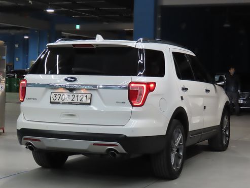 Ford Explorer 2.3 Limited 4WD 5th — пробег 134 000 км — фото 4 из 5