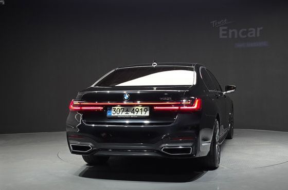 BMW 7-Series 740i M Sport — пробег 98 189 км — фото 4 из 5