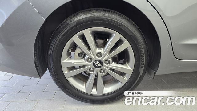 Hyundai AVANTE 1.6 GDI Smart Special — пробег 33 245 км — фото 5 из 5