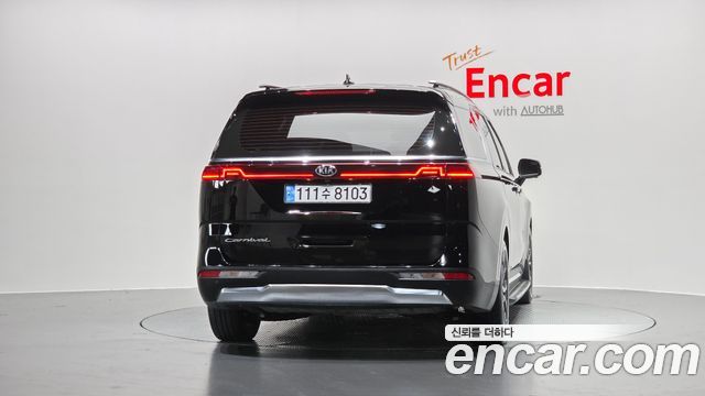Kia Carnival из Кореи Encar