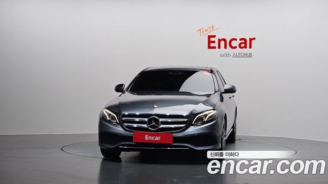 Mercedes-Benz E-Class E300 4MATIC Avnatgarde — пробег 78 972 км — фото 3 из 5