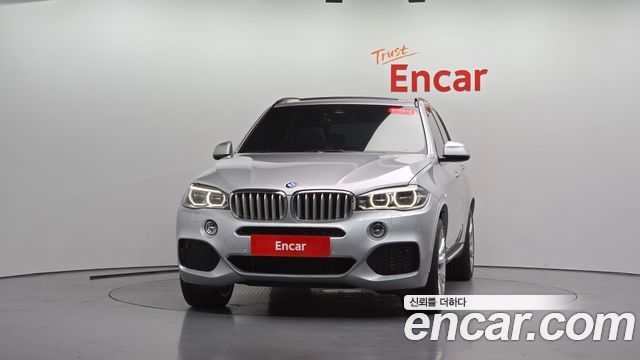 BMW X5 xDrive 40d — пробег 85 574 км — фото 3 из 5