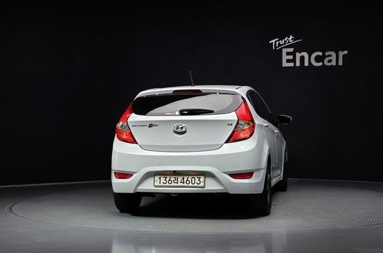 Hyundai Accent WIT 1.4 VVT Modern — пробег 124 593 км — фото 4 из 5