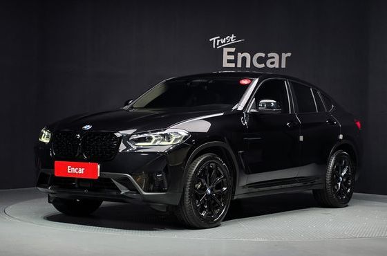 BMW X4 xDrive20i xLine — пробег 10 426 км — фото 1 из 5