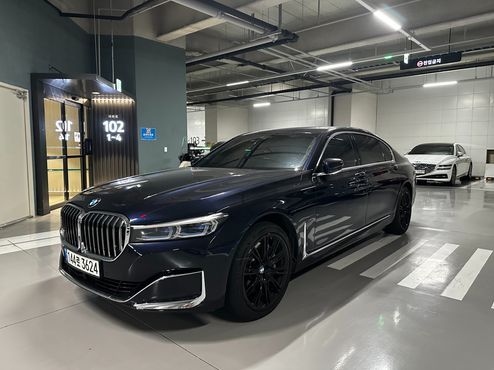 BMW 7-Series 750Li xDrive Design Pure Excellence — пробег 200 000 км — фото 3 из 5