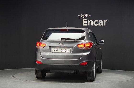 Hyundai Tucson Diesel 4WD X20 Luxury — пробег 84 305 км — фото 4 из 5