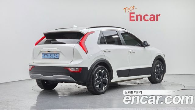 Kia Niro Air — пробег 123 223 км — фото 2 из 5