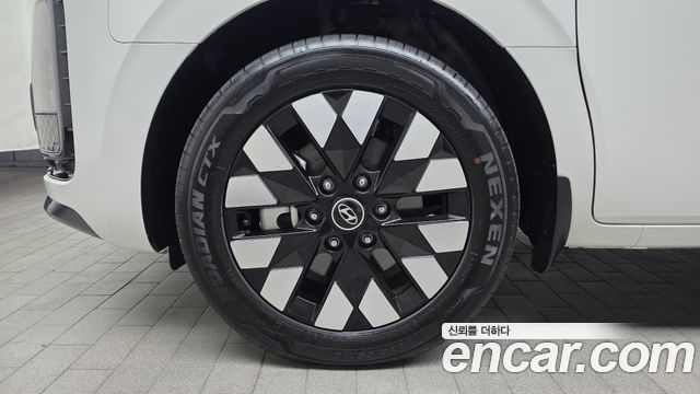 Hyundai Staria из Кореи Encar