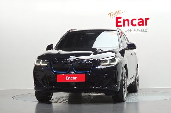 BMW iX3 M Sports — пробег 28 991 км — фото 3 из 5