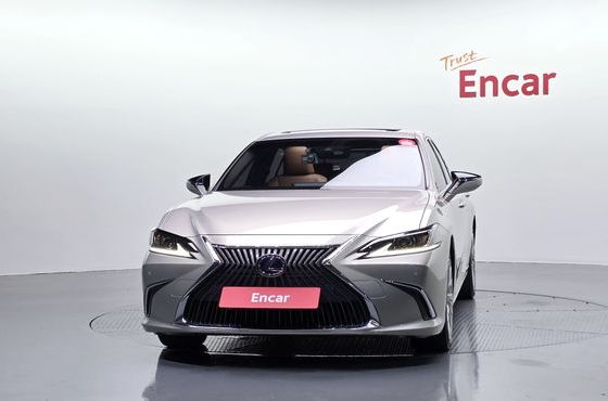 Lexus ES Luxury Plus — пробег 97 039 км — фото 3 из 5