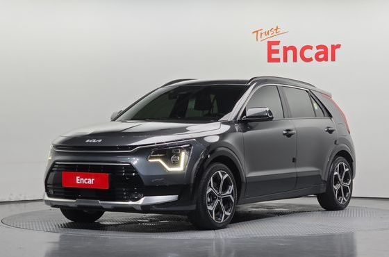 Kia Niro Prestige — пробег 70 703 км — фото 1 из 5