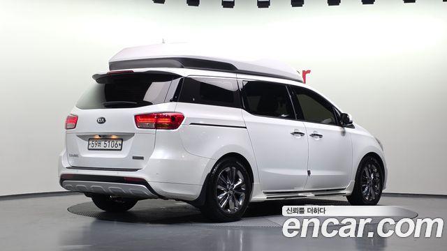 Kia Carnival из Кореи Encar