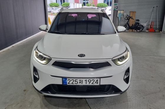 Kia Stonic 1.4 Prestige — пробег 132 550 км — фото 3 из 5