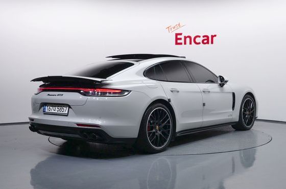 Porsche Panamera 4.0 GTS — пробег 74 832 км — фото 2 из 5