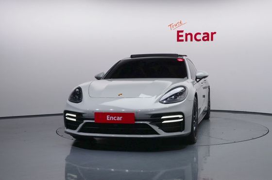 Porsche Panamera 4.0 GTS — пробег 74 832 км — фото 3 из 5