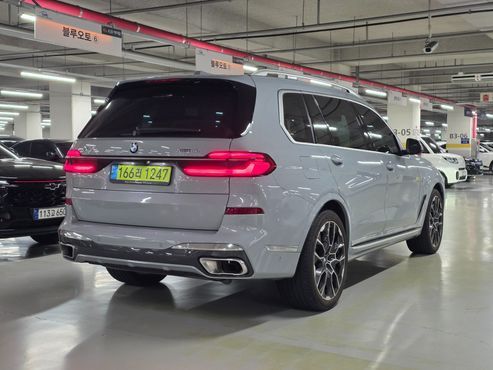 BMW X7 xDrive 40i M Sport 7STR — пробег 46 000 км — фото 4 из 5