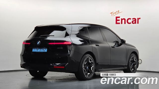 BMW iX из Кореи Encar