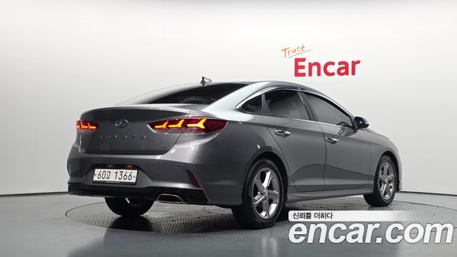 Hyundai Sonata 2.0 Smart — пробег 170 266 км — фото 2 из 5