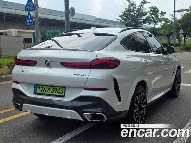 BMW X6 xDrive40i M Sport — пробег 5 636 км — фото 2 из 5