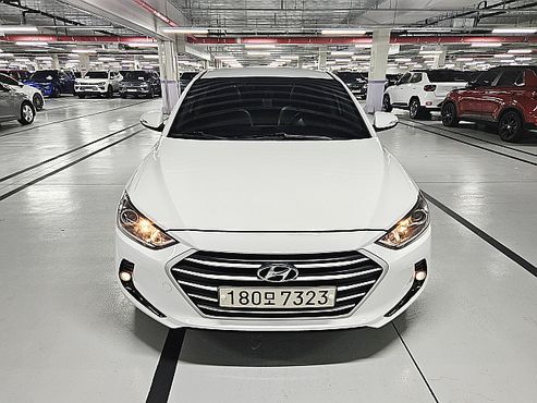 Hyundai AVANTE 1.6 GDI Value Plus — пробег 70 041 км — фото 2 из 5
