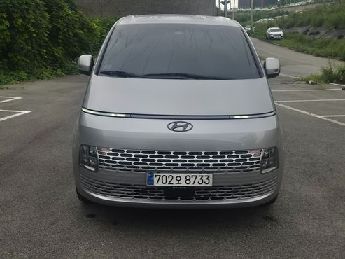 Hyundai Staria Tourer 11-Seater Modern — пробег 12 021 км — фото 3 из 5