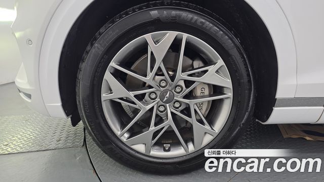 Genesis GV70 из Кореи Encar