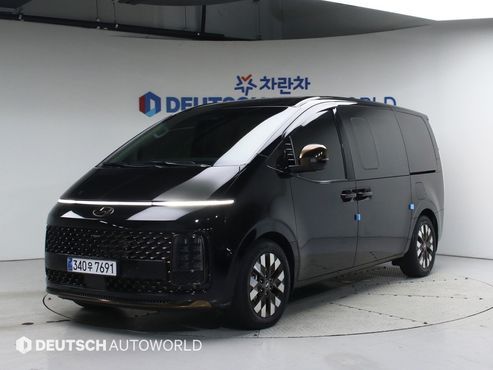 Hyundai Staria 4WD Lounge 9-Seater Inspiration — пробег 60 000 км — фото 1 из 5