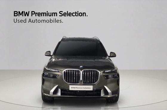 BMW X7 xDrive 40i Design Pure Excellence 6-Seater — пробег 11 208 км — фото 3 из 5