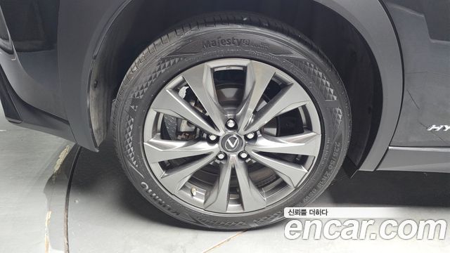 Lexus UX 2.0 F-Sport 2WD — пробег 68 728 км — фото 5 из 5