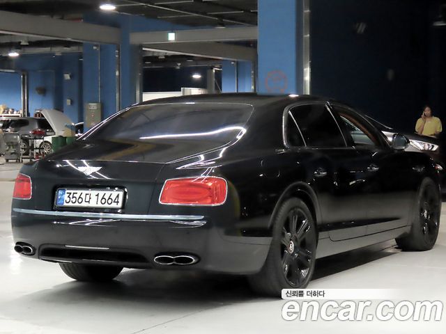 Bentley Flying Spur из Кореи Encar