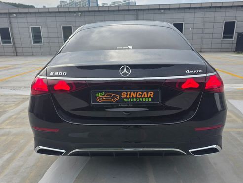 Mercedes-Benz E-Class E300 4MATIC AMG Line — пробег 30 км — фото 4 из 5