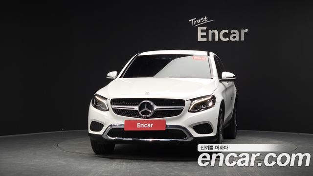Mercedes-Benz GLC-Class GCL300 4MATIC Coupe — пробег 30 517 км — фото 3 из 5