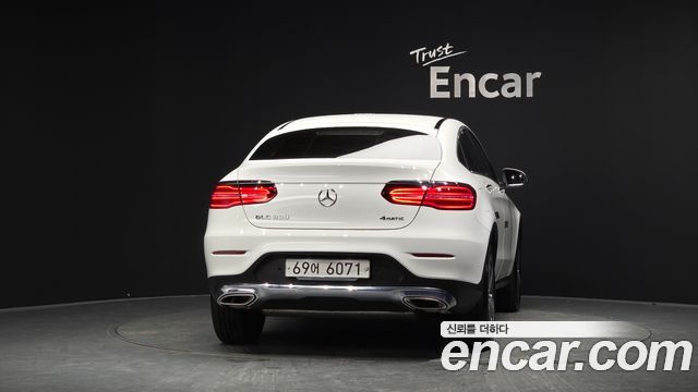 Mercedes-Benz GLC-Class GCL300 4MATIC Coupe — пробег 30 517 км — фото 4 из 5