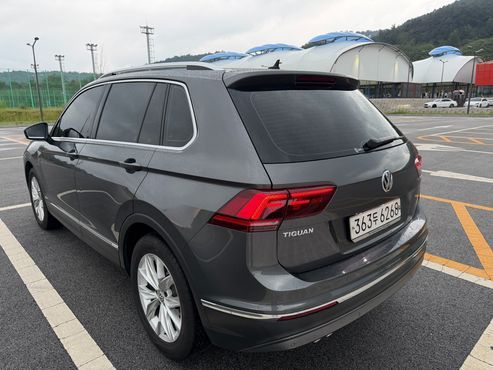 Volkswagen Tiguan 2.0 TDI Prestige — пробег 115 720 км — фото 4 из 5