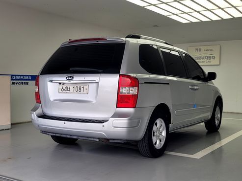 Kia Carnival 9-Seater LPI GLX Standard — пробег 260 000 км — фото 5 из 5