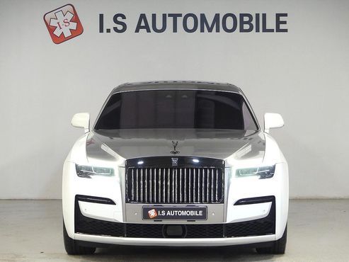 Rolls-Royce Ghost 6.7 V12 Black Badge — пробег 30 000 км — фото 2 из 5