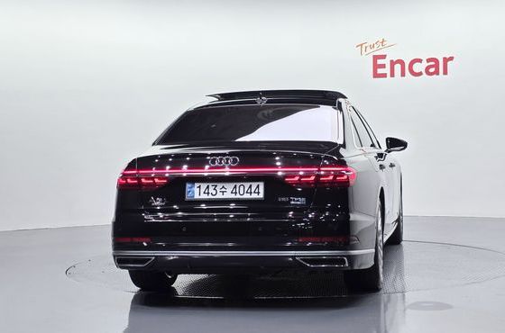 Audi A8 55 TFSI Quattro LWB — пробег 172 486 км — фото 4 из 5